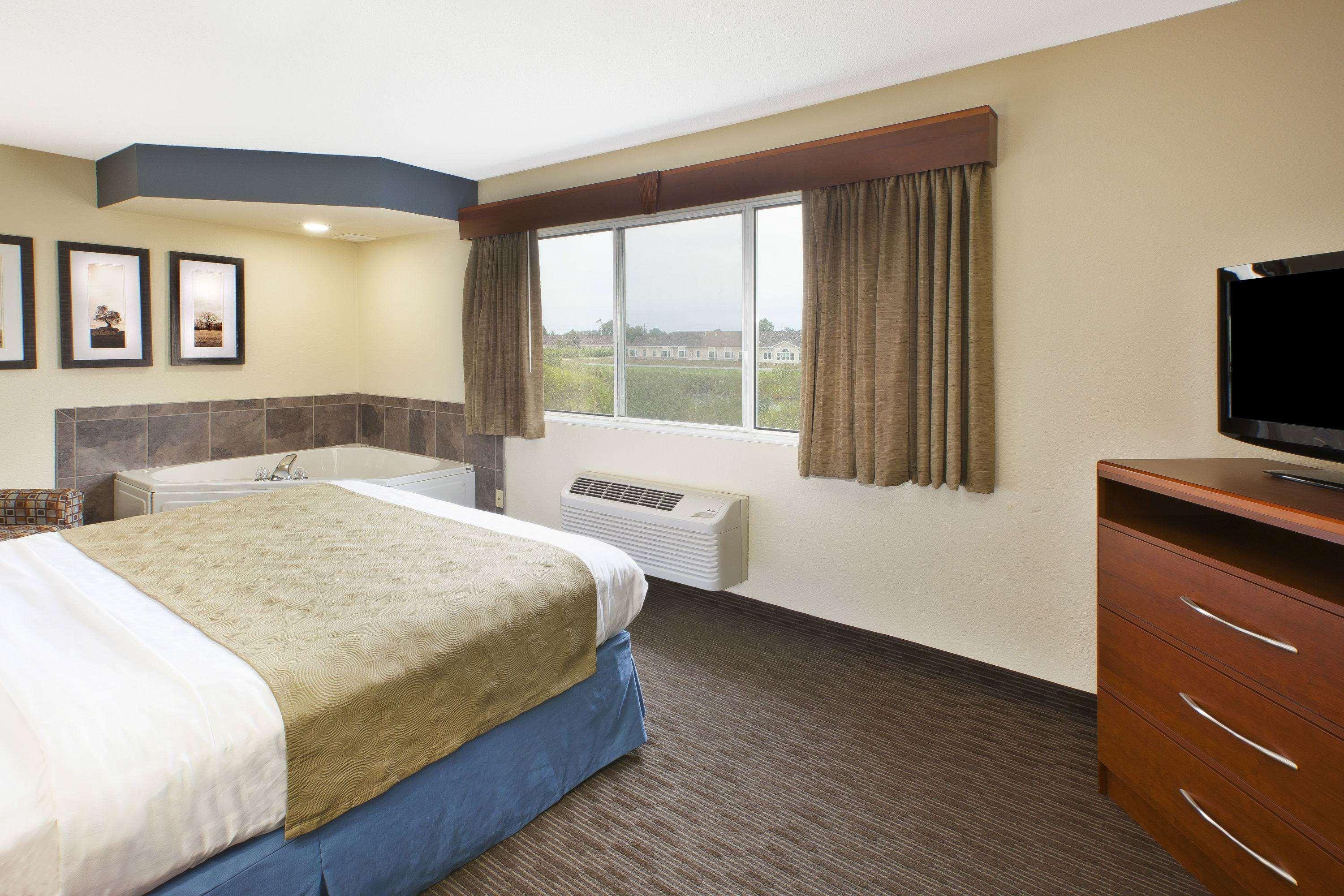 Americinn By Wyndham Bay City Exterior foto